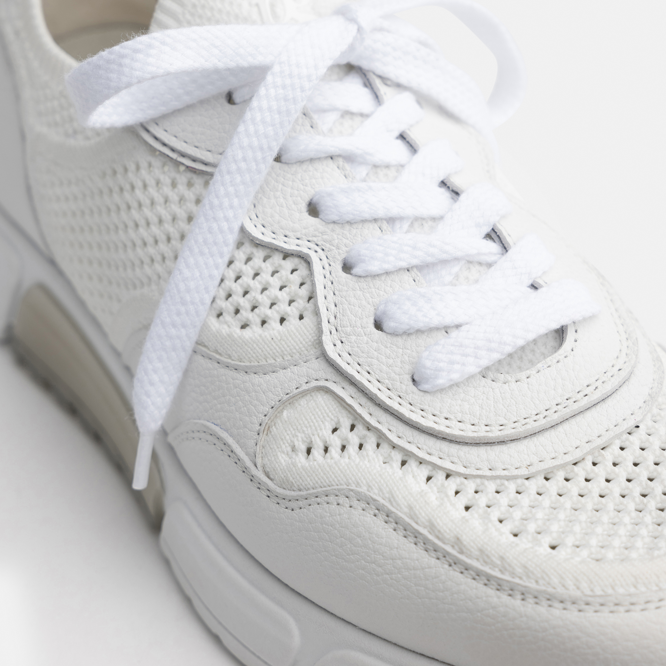 SUPER SOFT sneakers replaceable insole Paul Green